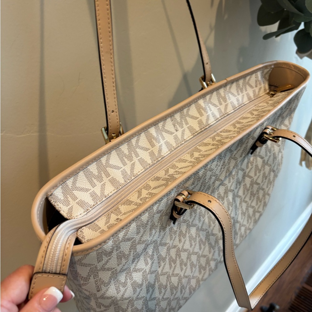 Michael Kors Cream and Tan MK Logo Tote - Picture 5 of 5